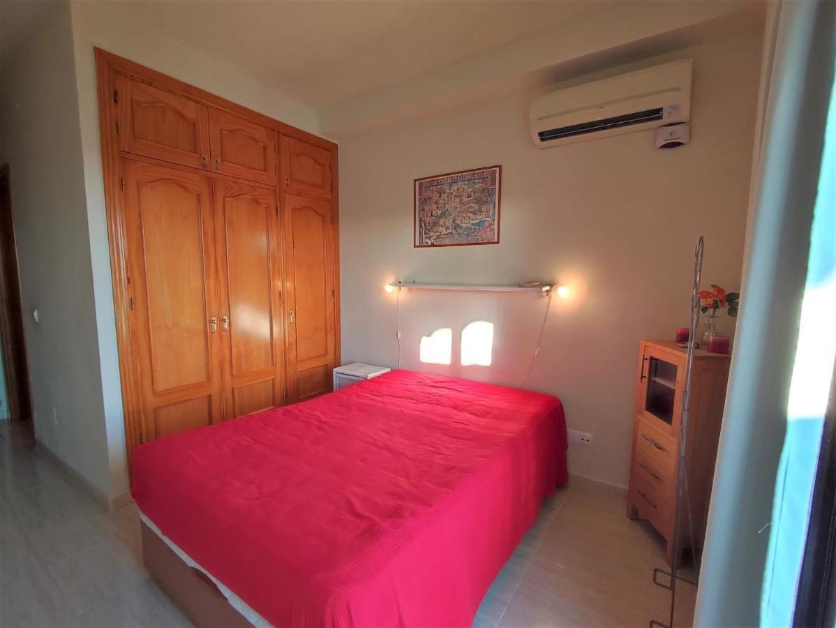 Lovely 2 Bedroom Apartment With Sea View, Фрихилиана Экстерьер фото